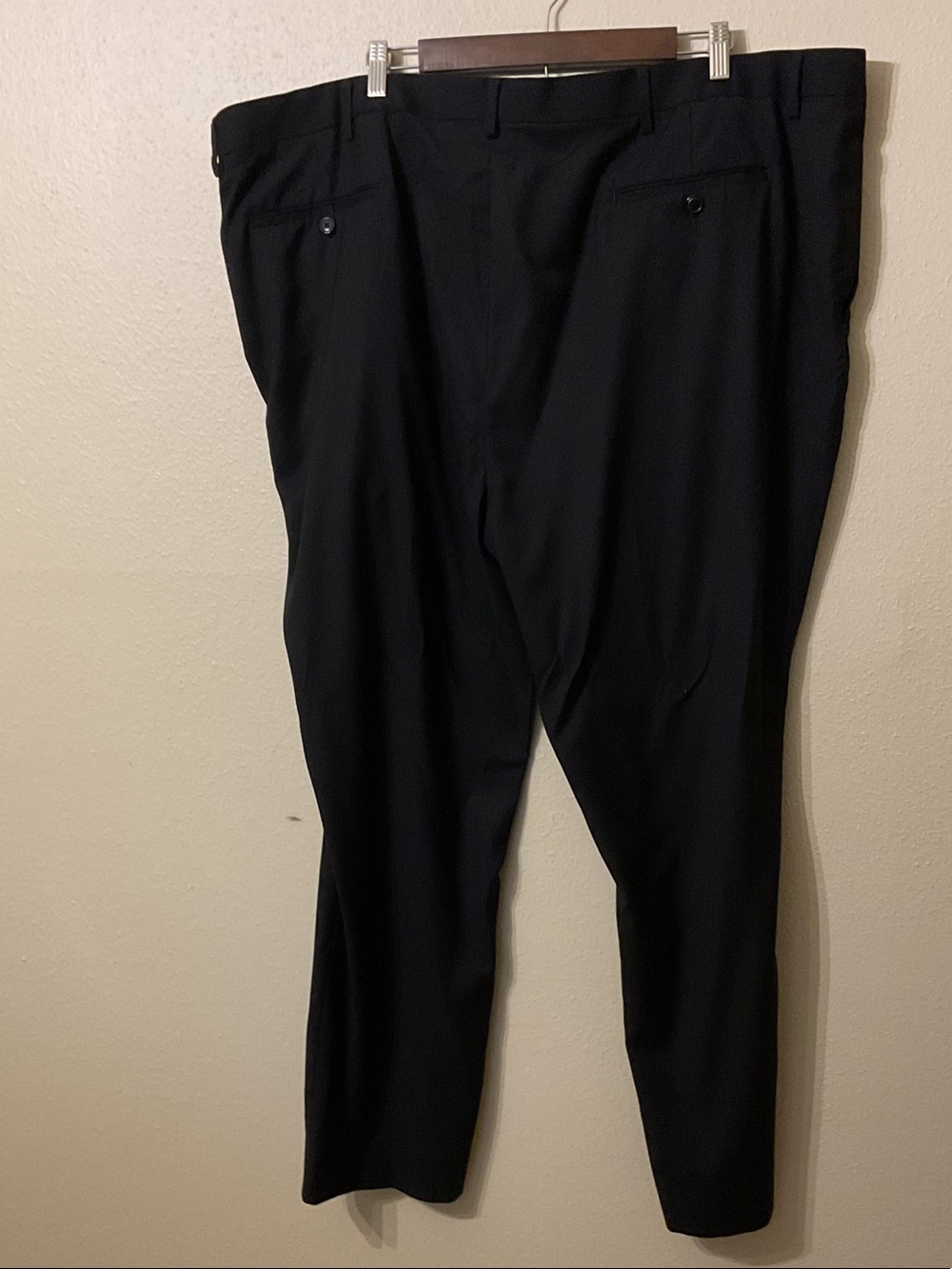Travel Smart by Roundtree and York Men's Black Dress Pants Size 48X30 - Picture 2 of 5